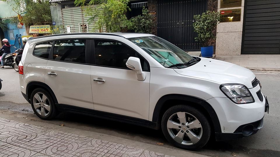 Thu Mua Xe hơi cũ giá cao Bán Ô tô toyota kia ford rẻ tphcm
