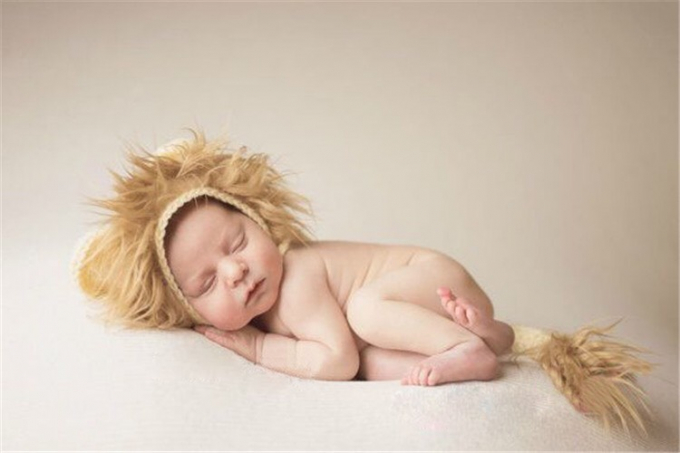 0064 Đạo cụ chụp hình cho bé hình sư tử