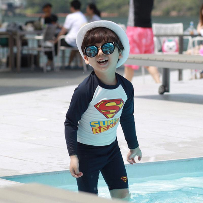 056 Đồ bơi cho bé super man