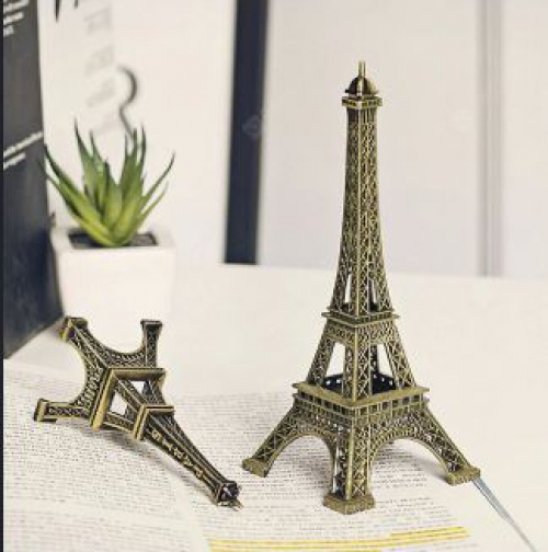 109  đạo cụ chụp hình tháp Eiffel 18-25cm 