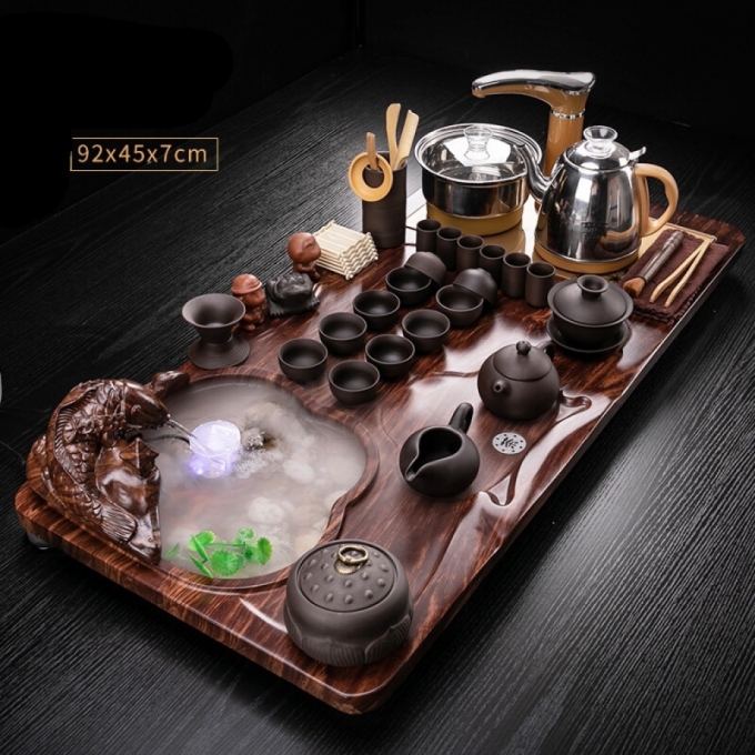 Bàn trà thông minh và bàn trà truyền thống. Nên chọn loại nào?