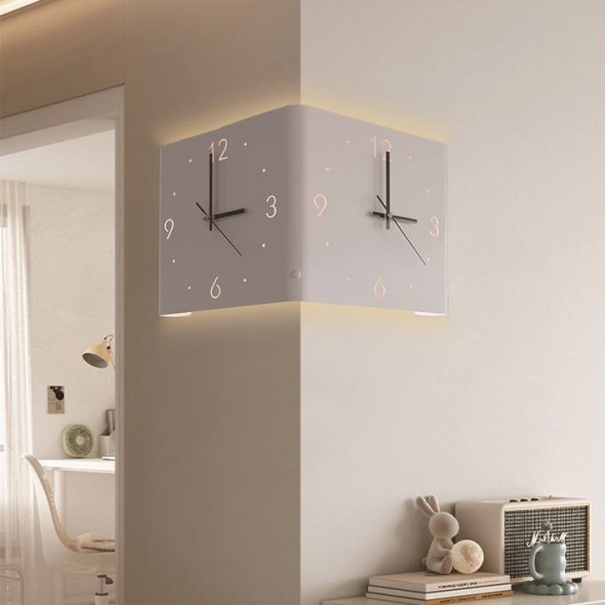 Đồng hồ treo góc tường 2 mặt có đèn led đẹp mắt DH362