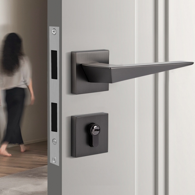 Khóa cửa tay gạt phong cách tối giản màu đen titan 159