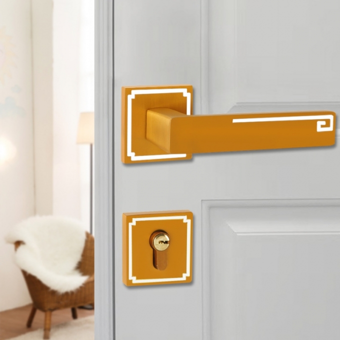 Khóa Tay Gạt Hộp Đen Viền Trắng Sang Trọng 156