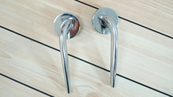 Khóa Tay Nắm Mềm Mại – Sáng Bóng Hiện Đại 149