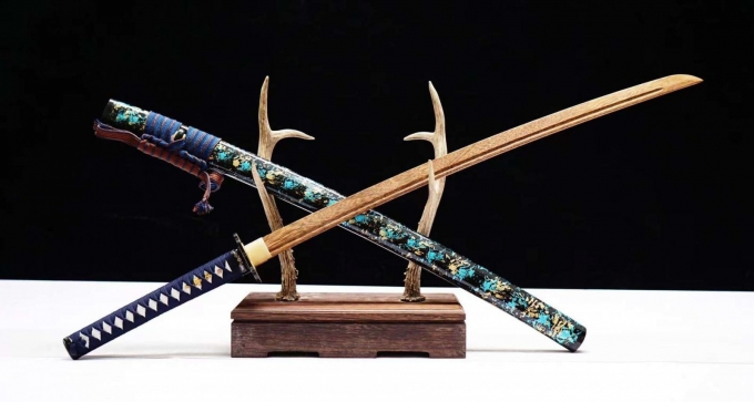 Kiếm gỗ Iaido Nhật Bản bao kiếm họa tiết 030