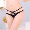 0685 Lọt khe hai tầng nhấn cánh bướm