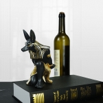 Kệ để rượu decor trang trí tượng thần Anubis ngồi canh gác Ai Cập cổ 043