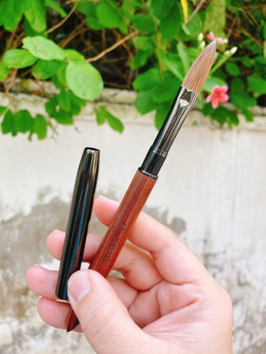 Cách vẽ nail đơn giản bằng cọ Kolinsky mềm, đều nét và siêu dễ thao...