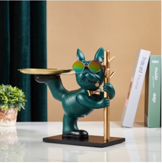 Tượng decor trang trí chó Bully cầm cột xiếc kệ đựng đồ mini phong cách Châu Âu 039