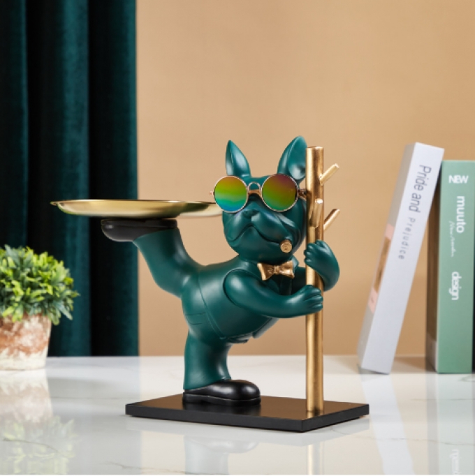 Tượng decor trang trí chó Bully cầm cột xiếc kệ đựng đồ mini phong cách Châu Âu 039