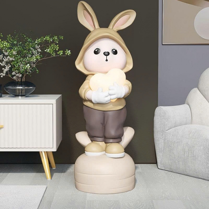 Tượng decor trang trí thỏ đội mũ cầm trái tim 022